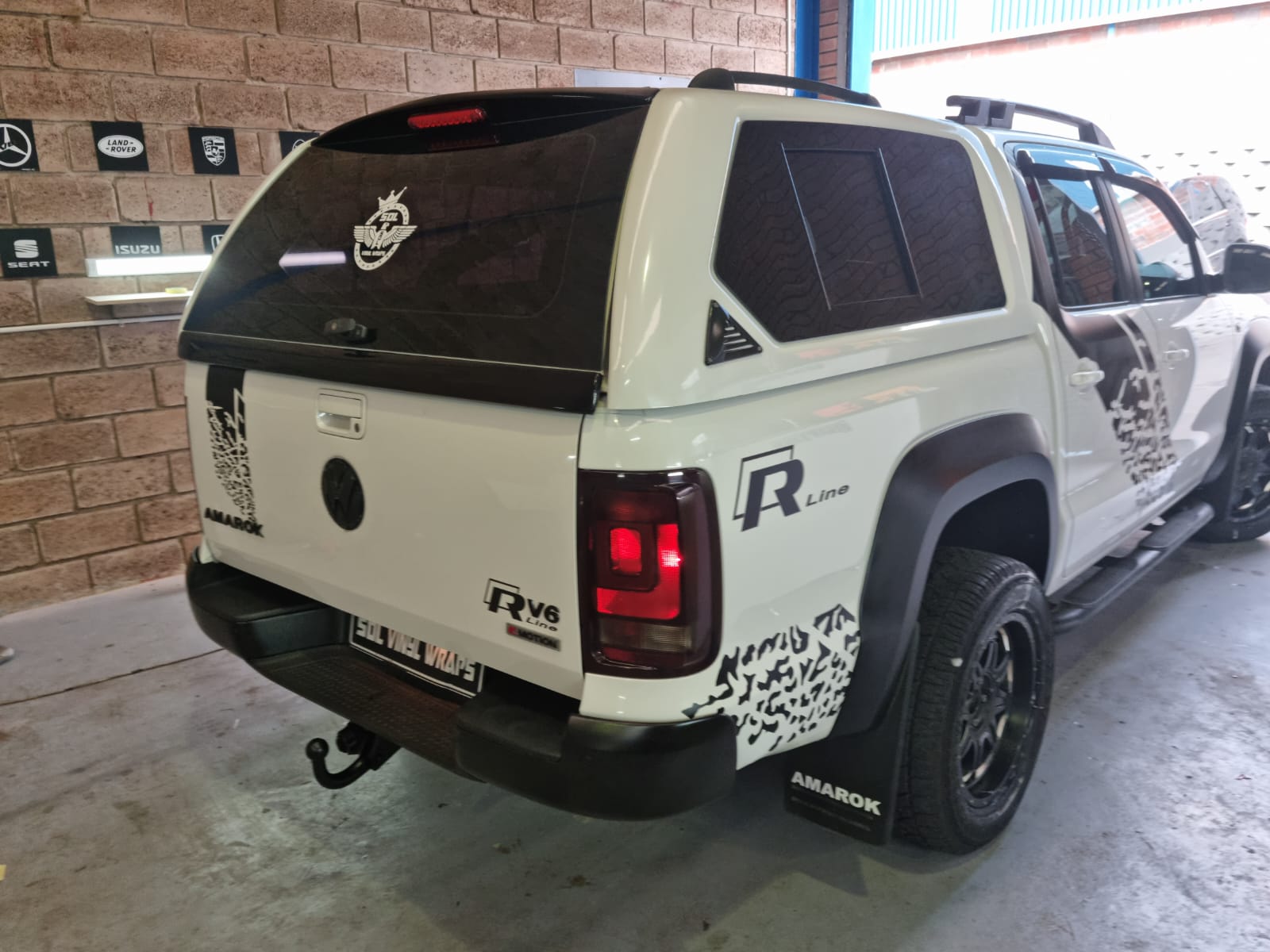 VW Amarok R-Line