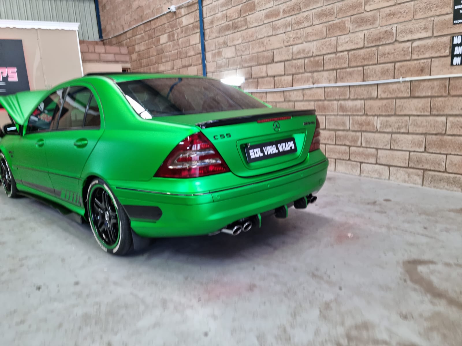 Mercedes-Benz C55 AMG