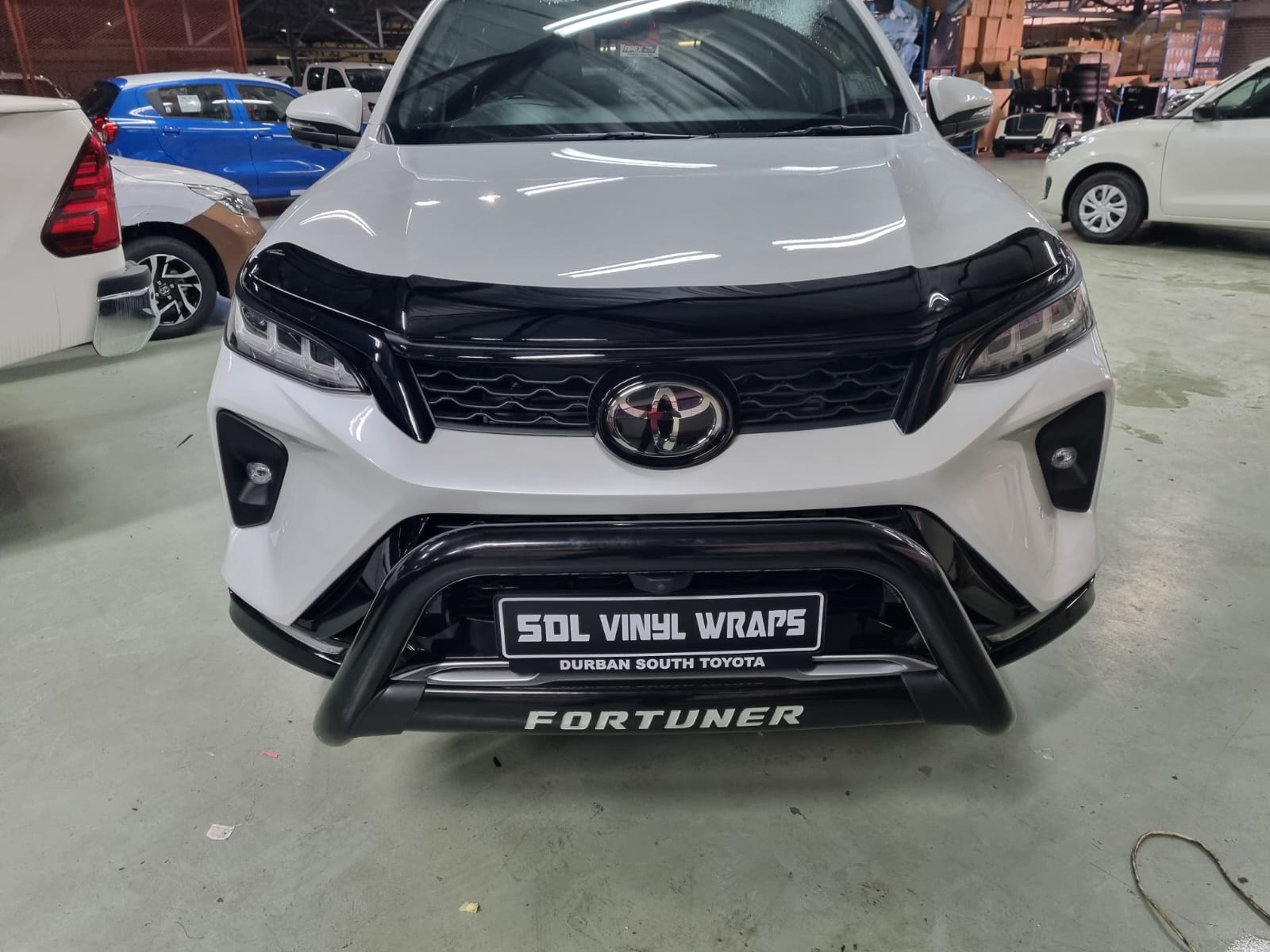 REPLACE_WITH_CAR_NAME_12
